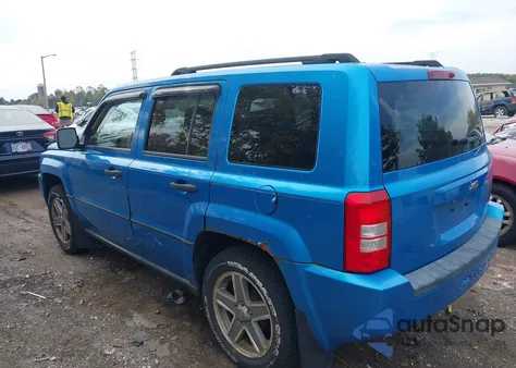 2008 Jeep Patriot Sport from USA, damaged, VIN 1J8FT28W98D519051